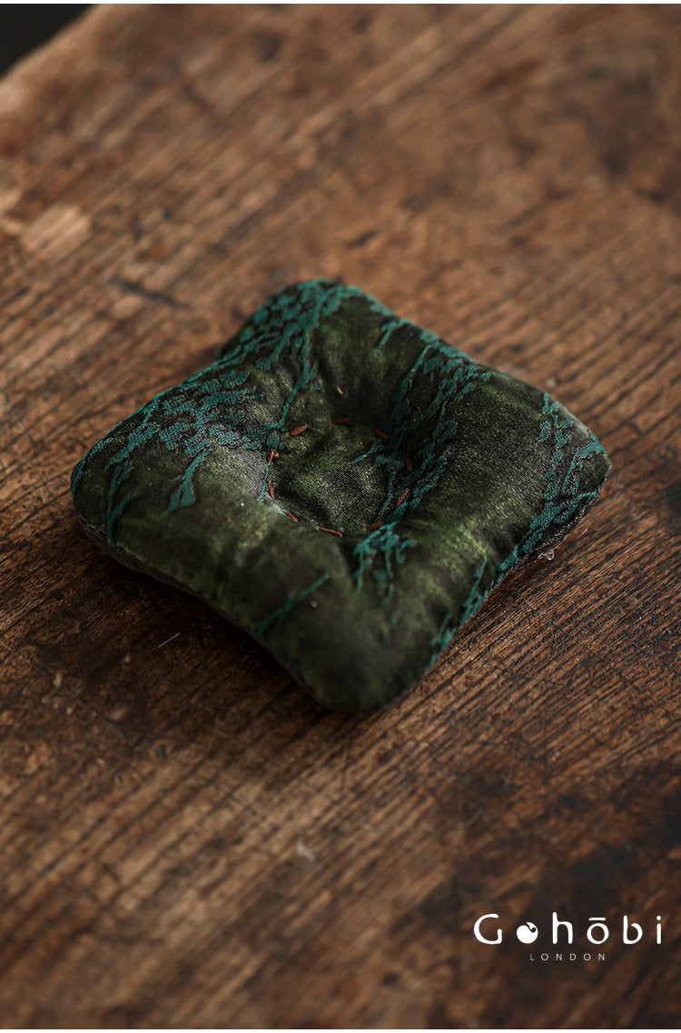 Gohobi Fragrant Cloud Silk Tea Coaster – Handmade Fabric Tea Mat for Gongfu Tea Set