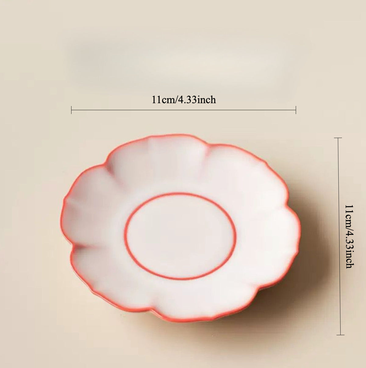 Gohobi Lying Pig Teacup (Tea coaster is sold separately)