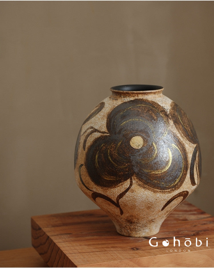 Gohobi Japanese Wabi-Sabi Hand-Painted Flower Vase – Handmade Sand Texture Ceramic Ornament