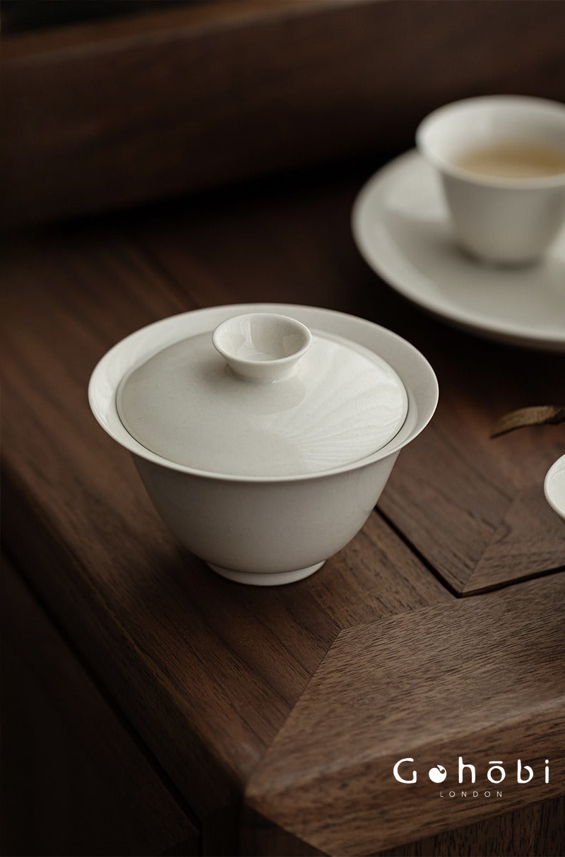 Gohobi Wood Ash Glaze Thin Porcelain Gaiwan – Literati Style Handmade Covered Tea Bowl