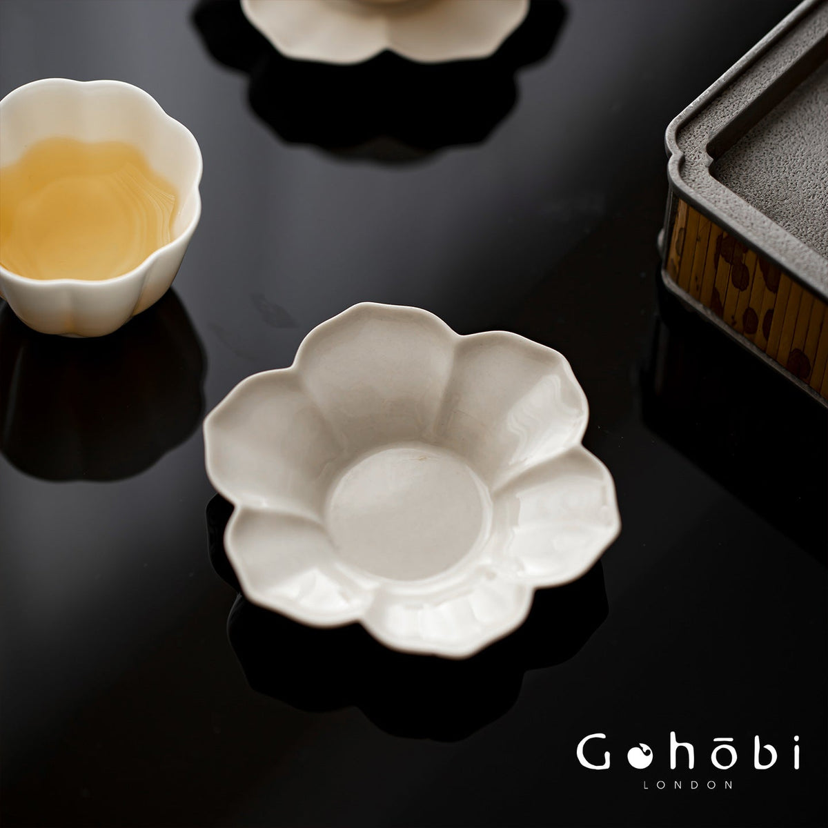 Gohobi Ceramic Coaster – Heat Insulation Tea Cup Holder