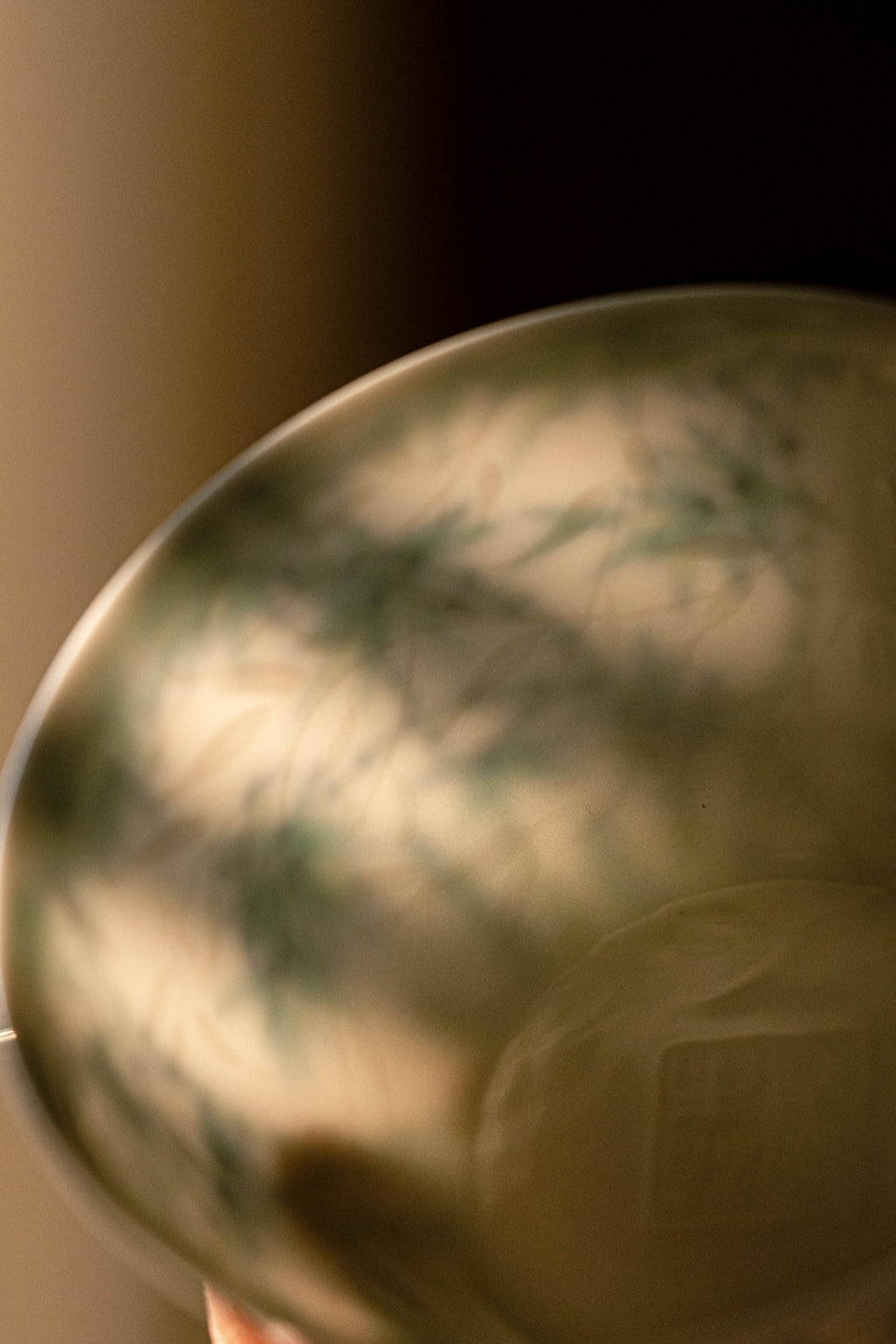 [清本源 x Gohobi Gallery] Doucai Chicken Cup with Inner-Impressed Willow Leaf Motif – Bamboo Design (80ml)