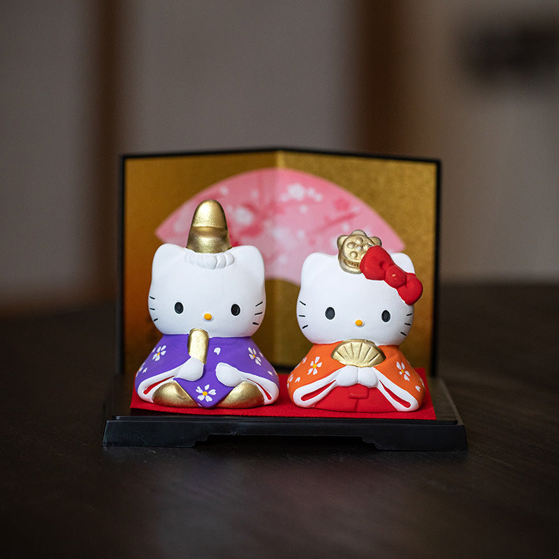 Hello Kitty Couple Ornaments - Ceramic Cute Desktop Decorations Gift Box [Made In Japan]
