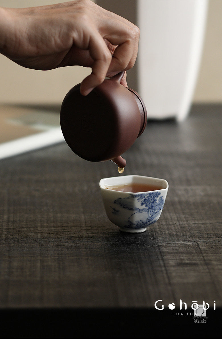 [賦山敘 x Gohobi] Gohobi Jingdezhen Hand-Painted Blue and White Landscape Teacup – Hexagonal Silver Foot Gongfu Tea Cup