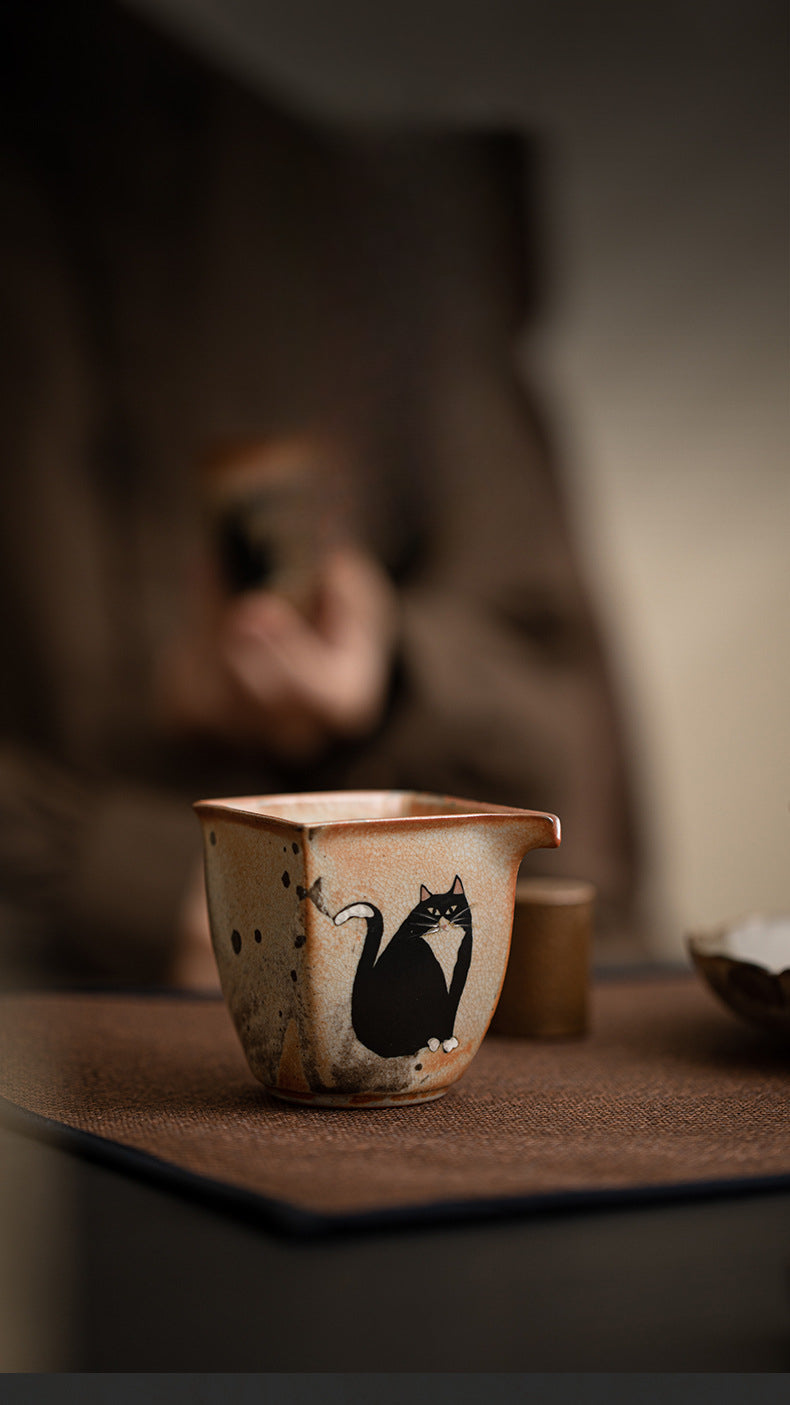 Gohobi Handmade Black Ink Hand-painted Cat Pitcher 002