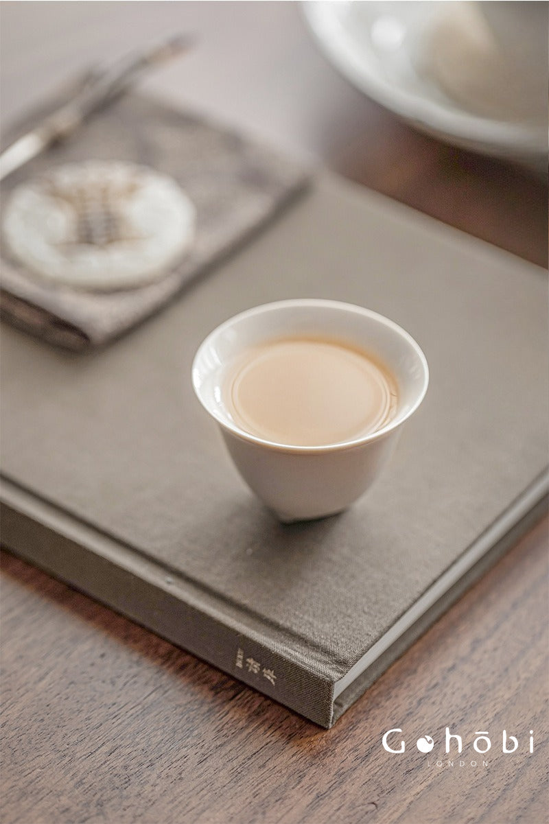 Gohobi Wood Ash Glaze Three-Legged Teacup – Handmade Song Style Gongfu Master Cup
