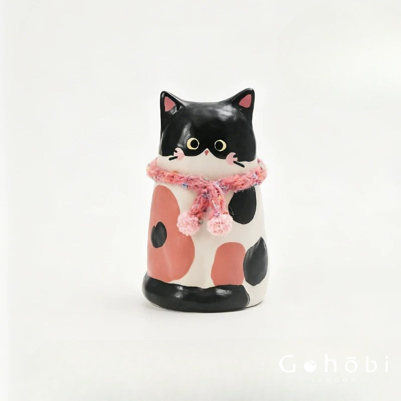 Gohobi Cute Cat Ceramic Vase – Handmade Jingdezhen Ikebana Flower Vase