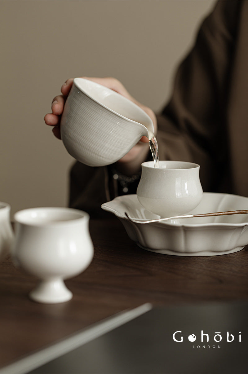 Gohobi Glass Fair Cup with Wood Ash Ceramic Base – Gongfu Tea Pitcher Tea Sea