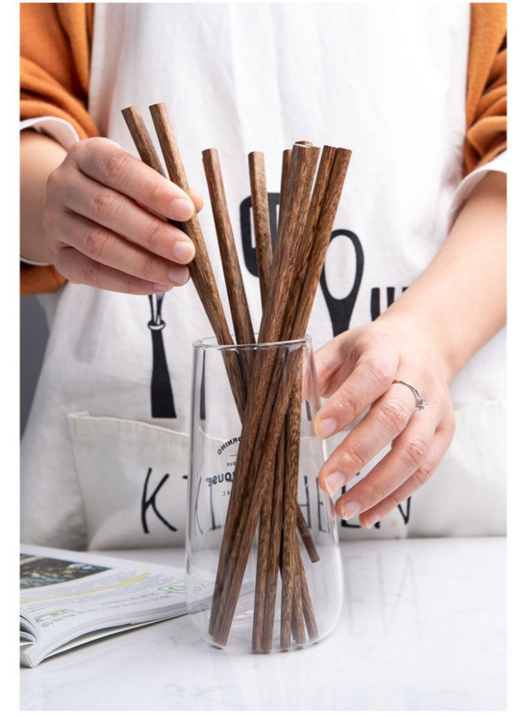 Gohobi A Set of 5 Pairs of Essential Wooden Chopsticks
