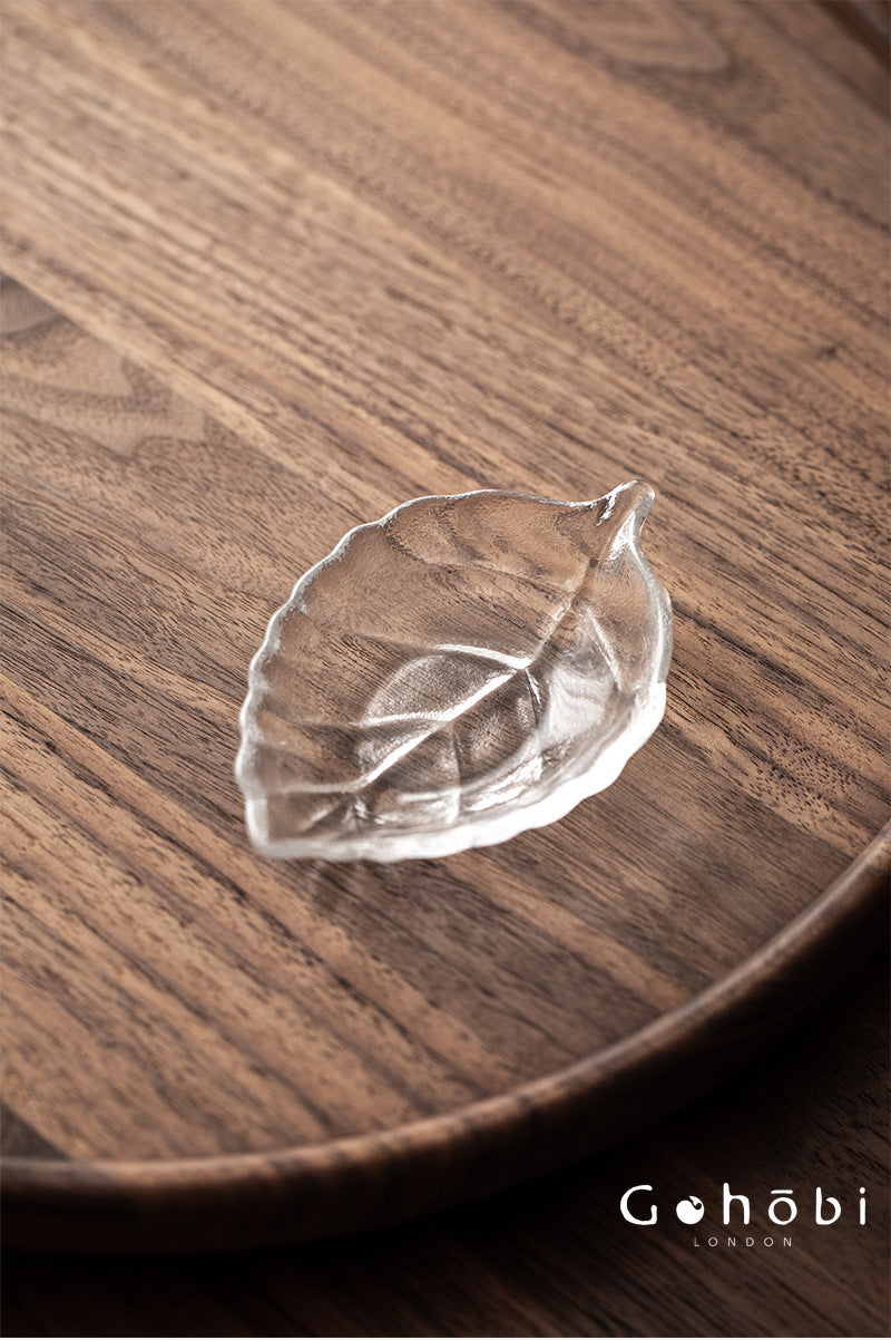 Gohobi Crystal Glass Leaf Tea Holder – Zen Leaf Tea Lotus Presentation Dish