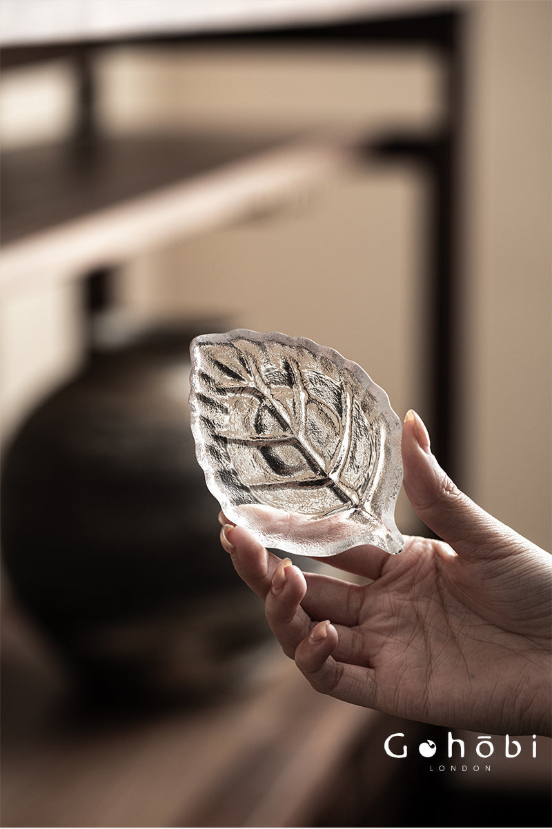 Gohobi Crystal Glass Leaf Tea Holder – Zen Leaf Tea Lotus Presentation Dish