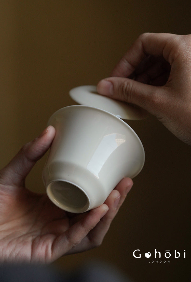 Gohobi Apricot White Ercai Gaiwan – Thin Porcelain Japanese Style Covered Tea Bowl
