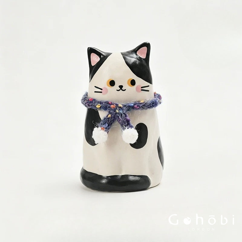 Gohobi Cute Cat Ceramic Vase – Handmade Jingdezhen Ikebana Flower Vase