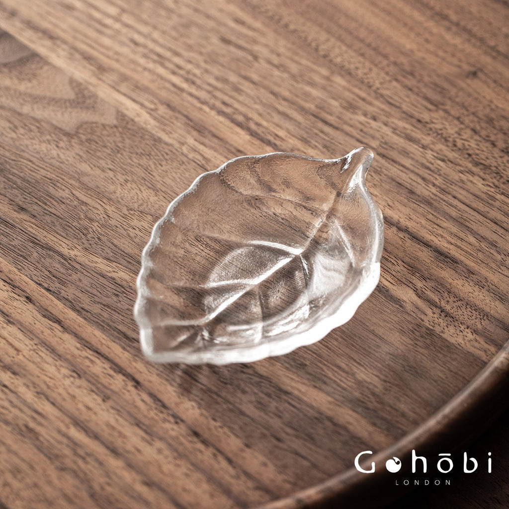 Gohobi Crystal Glass Leaf Tea Holder – Zen Leaf Tea Lotus Presentation Dish