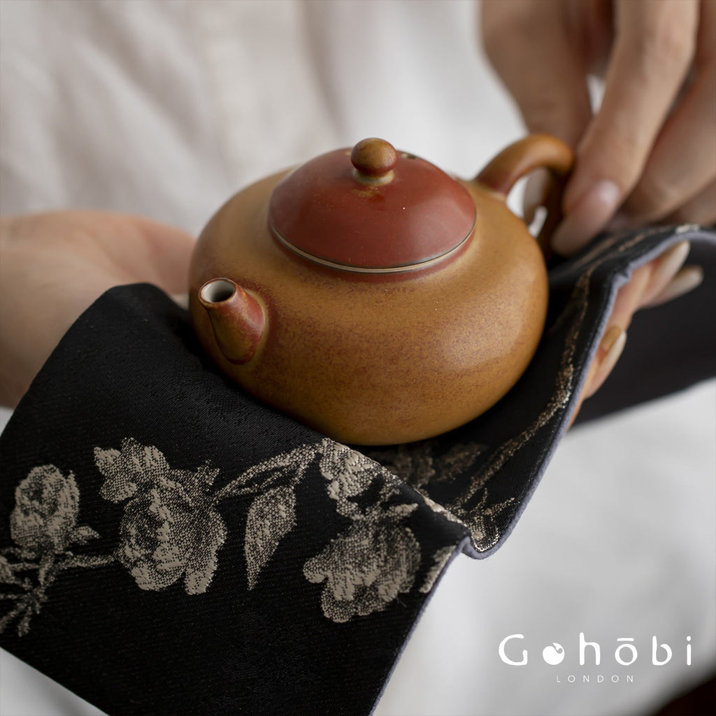 Gohobi Embroidered Tea Towel – Cotton Linen Absorbent Tea Cloth