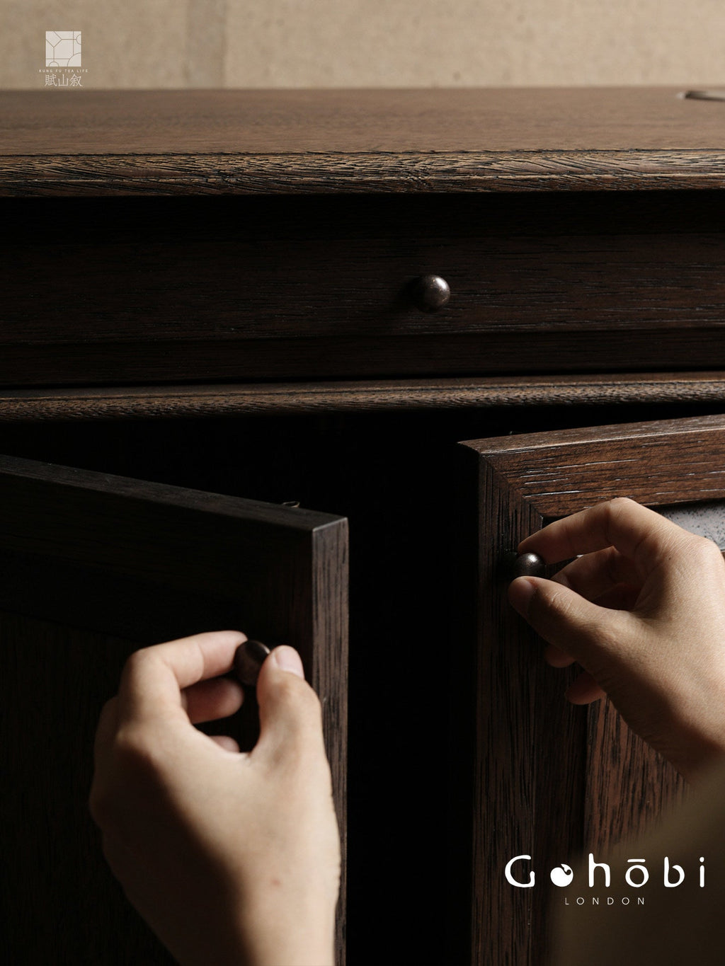 [賦山敘 x Gohobi] Gohobi Shanghai Style Teak Tea Cabinet – Solid Wood Retro Tea Table Side Cabinet