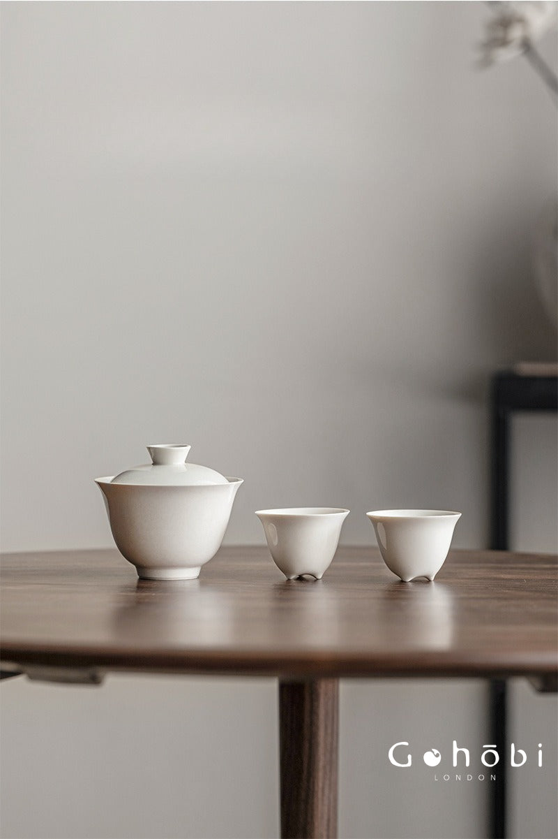Gohobi Wood Ash Glaze Three-Legged Teacup – Handmade Song Style Gongfu Master Cup