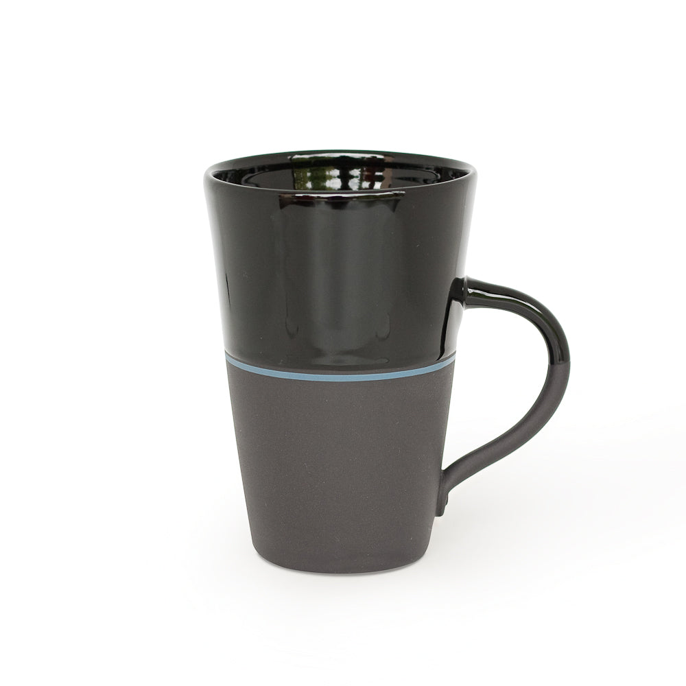 Sue Ure Masion Black porcelain Tall mug