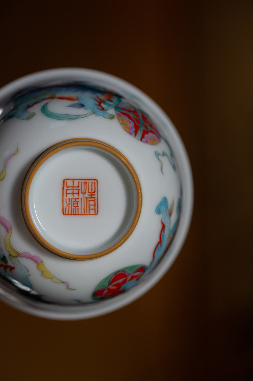 [清本源 x Gohobi Gallery]Dual-Lion Pattern Cup with Pink Overglaze