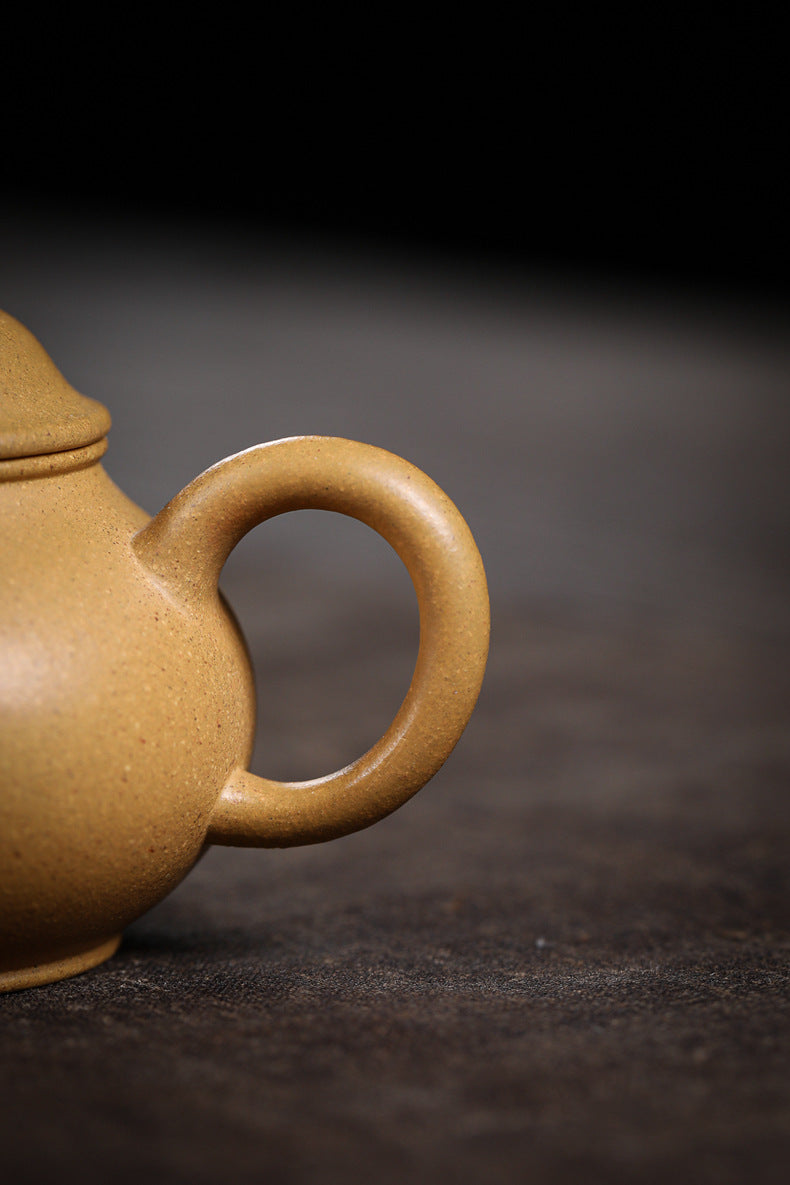 Gohobi Handmade Yixing Yellow Zisha Clay Teapot 120ml – Original Ore Huangjin Duan Clay Bala Shui Ping Teapot for Gongfu Tea Brewing