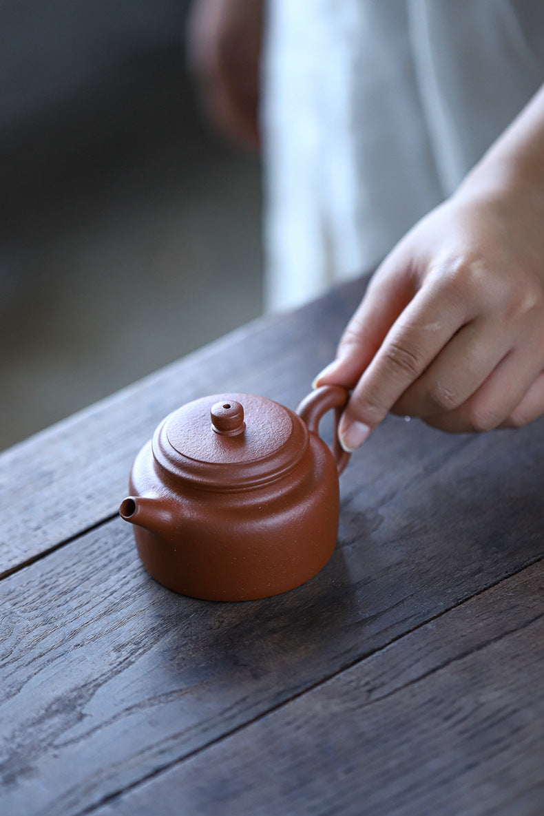 Gohobi Handmade Yixing Original Ore Sandy Purple Clay "Dezhong" Teapot – 150ml Zen-Inspired Home Brewing Teapot with Built-in Filter