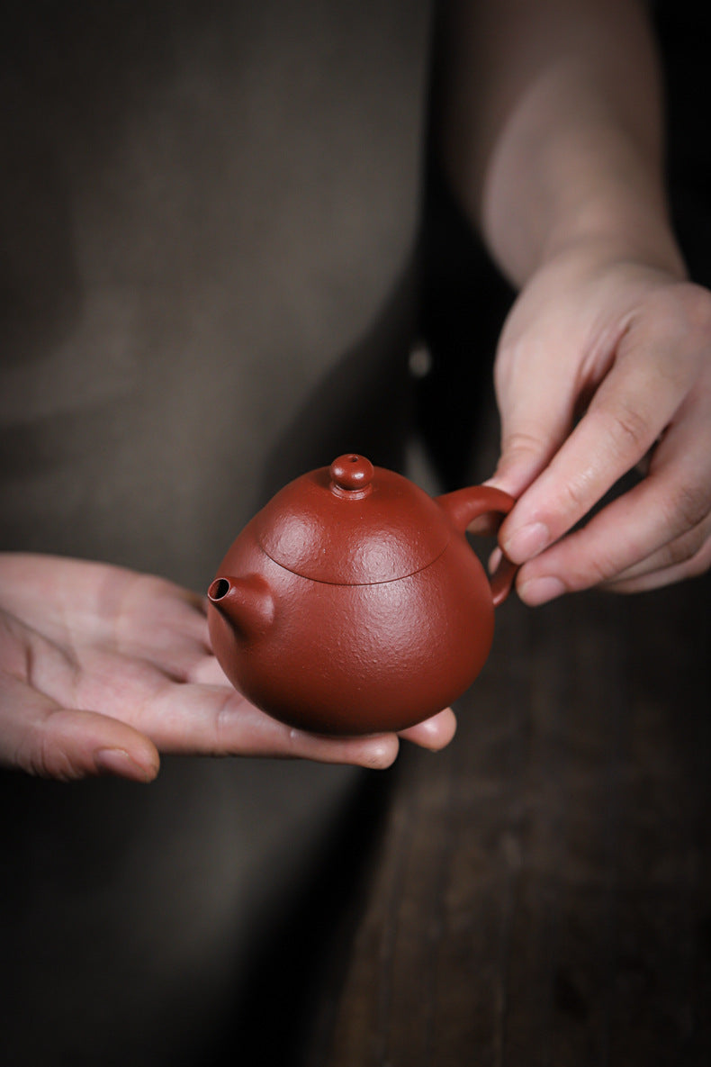 Gohobi Handmade Yixing Red Zisha Clay Teapot – 150ml Handmade Original Ore Raw Zhuni Clay Wen Dan Style Teapot with Built-in Filter, Small Gongfu Purple Clay Teaware