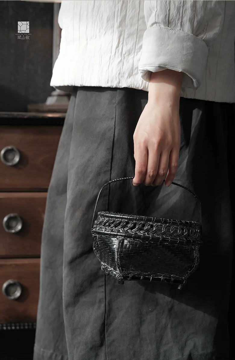 [賦山敘 x Gohobi] Handwoven Double-Layer Bamboo Charcoal Basket – Japanese-Style Aged Finish with Lacquered Ash Holder for Teaware Rituals