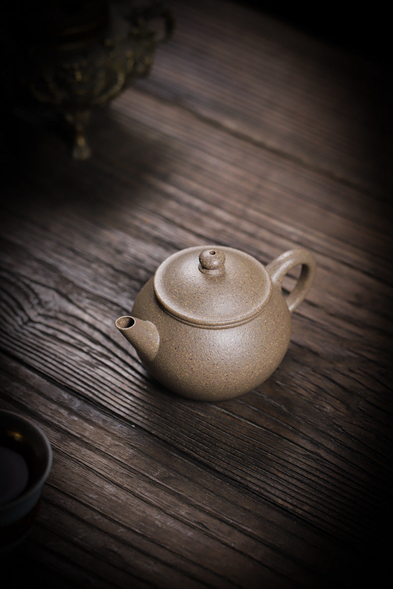 Gohobi Handmade Yixing Zisha Sandy Purple Clay Teapot – 130ml Handmade Original Ore Qing Jiangpo Clay Bala Shui Ping Teapot, Small Gongfu Purple Clay Teaware with Built-in Filter