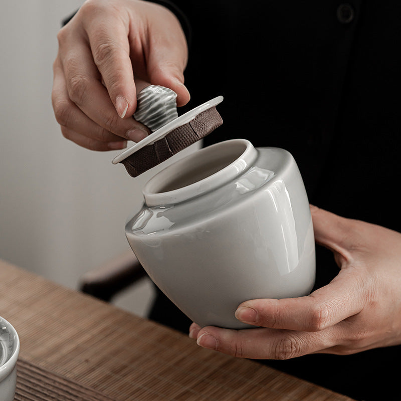 Gohobi Japanese Style Ice Grey Tea Container 001
