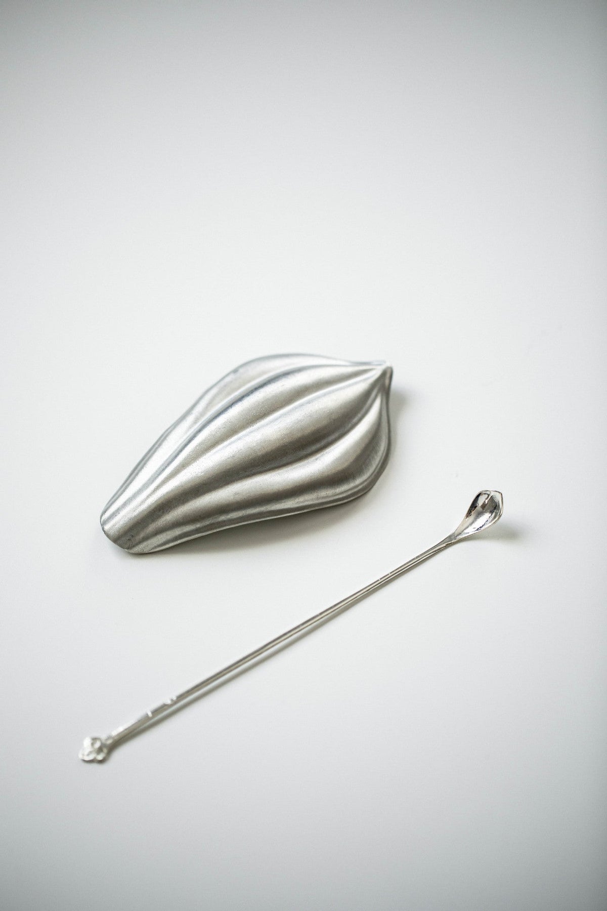 Gohobi Handmade Zen Tea Scoop with Lotus Chaze