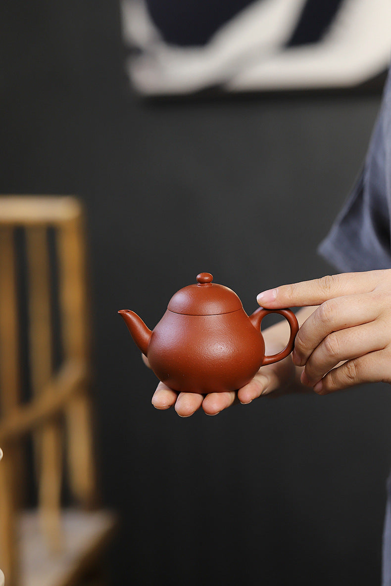 Gohobi Handmade Yixing Red Zisha Clay Teapot – 130ml Handmade Original Ore Raw Zhuni Pear-Shaped Teapot, Gongfu Tea Brewing Small Yixing Teaware