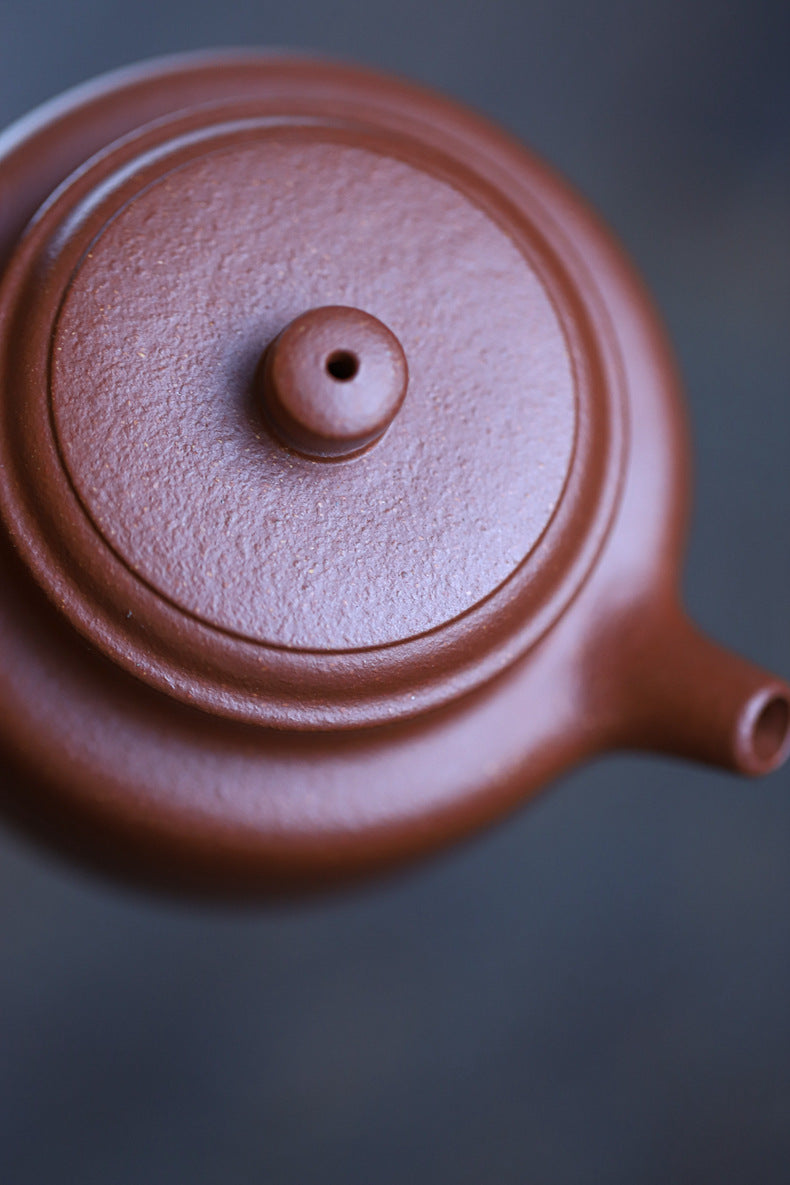 Gohobi Handmade Yixing Original Ore Sandy Purple Clay "Dezhong" Teapot – 150ml Zen-Inspired Home Brewing Teapot with Built-in Filter