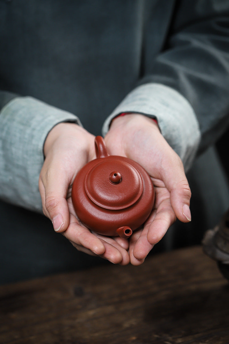 Gohobi Yixing Red Zisha Clay Teapot – 140ml Handmade Thin-Walled Lotus Seed Style Teapot, Original Ore Zhuni Clay, Small Gongfu Teapot with Built-in Filter