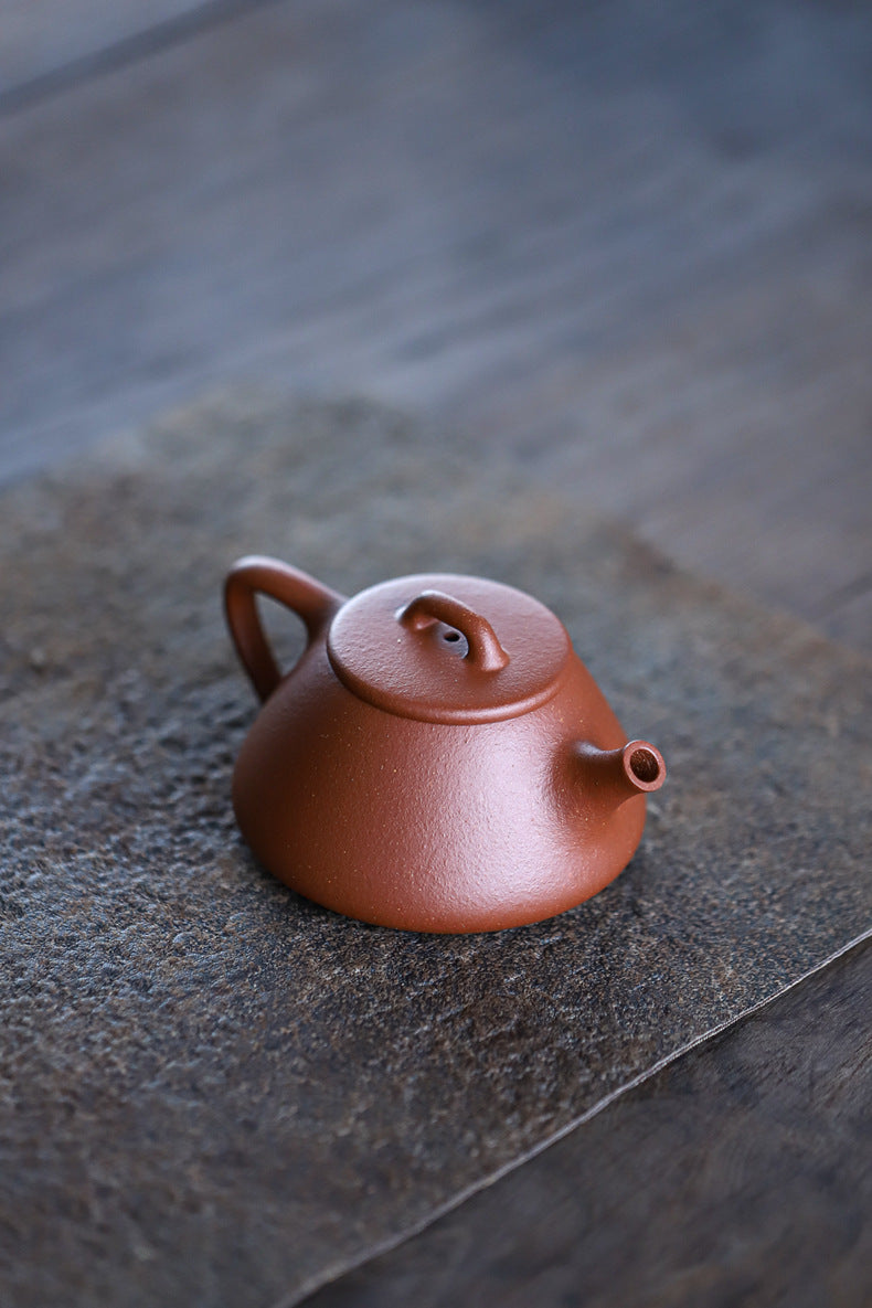 Gohobi Handmade Yixing Zisha Sandy Purple Clay Teapot – 120ml Handmade Original Ore Jiangpo Clay Shih Piao Style Thin-Walled Teapot, Ideal for Gongfu Tea and Gift Set, Suitable for Da Hong Pao