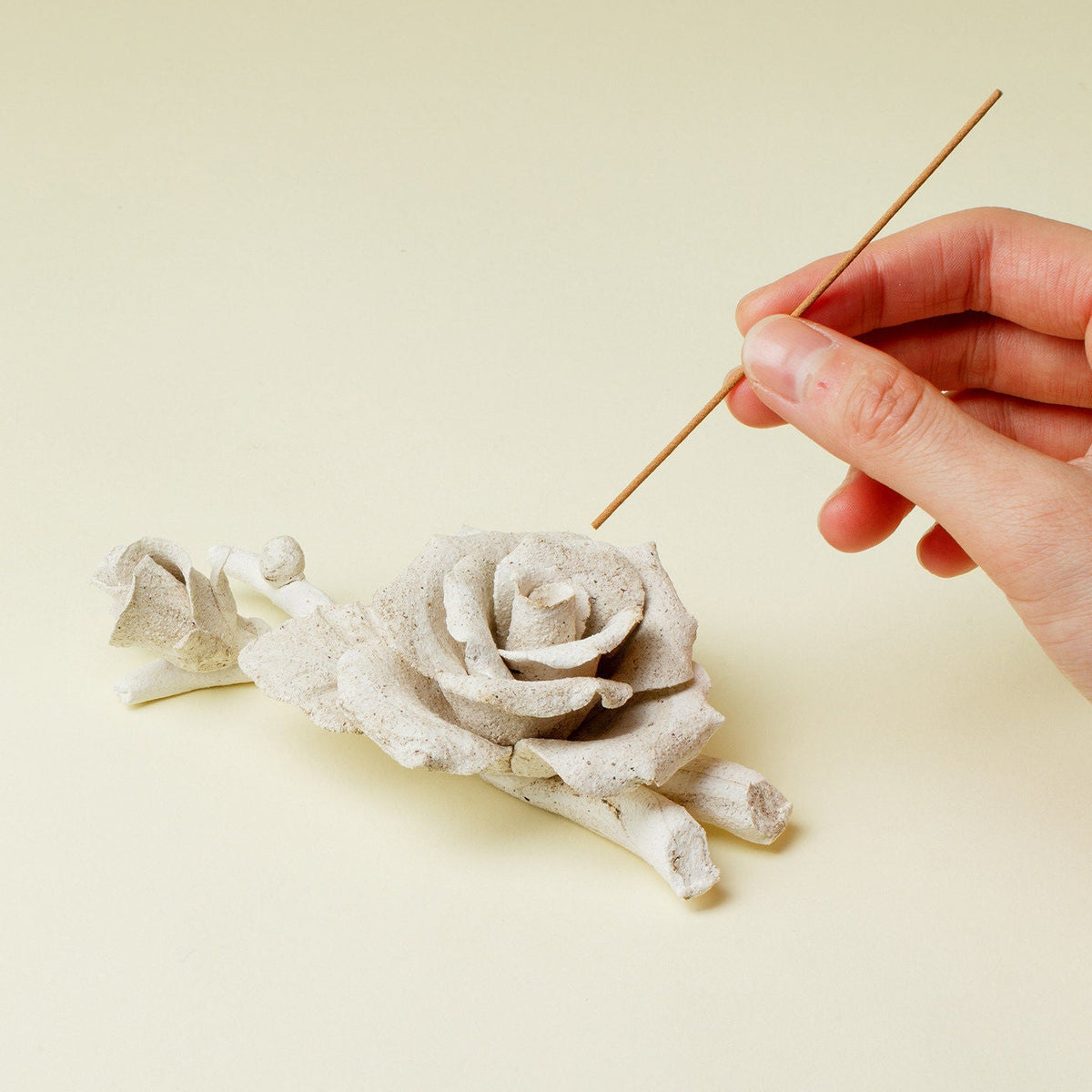 Gohobi Handmade Flower Incense Burner – Coarse Pottery Zen Thread Incense Holder