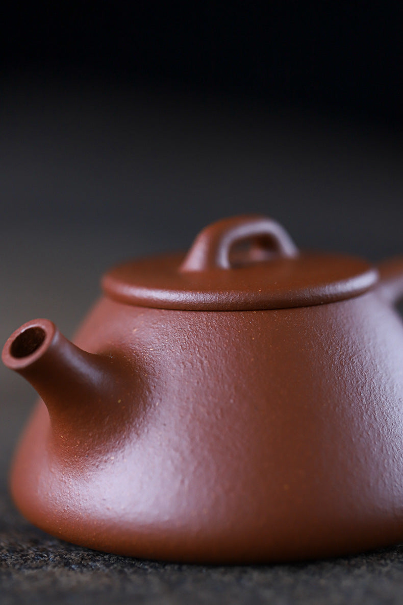 Gohobi Handmade Yixing Zisha Sandy Purple Clay Teapot – 120ml Handmade Original Ore Jiangpo Clay Shih Piao Style Thin-Walled Teapot, Ideal for Gongfu Tea and Gift Set, Suitable for Da Hong Pao