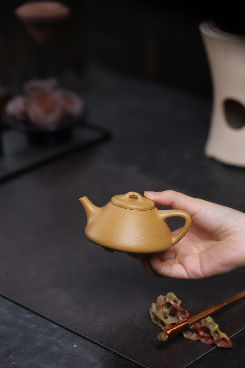 Gohobi Handmade Yixing Yellow Zisha Clay Teapot – 140ml Original Ore Huangjin Duan (Golden Duan) Clay Shih Piao Teapot, Thin-Walled Gongfu Purple Clay Teaware