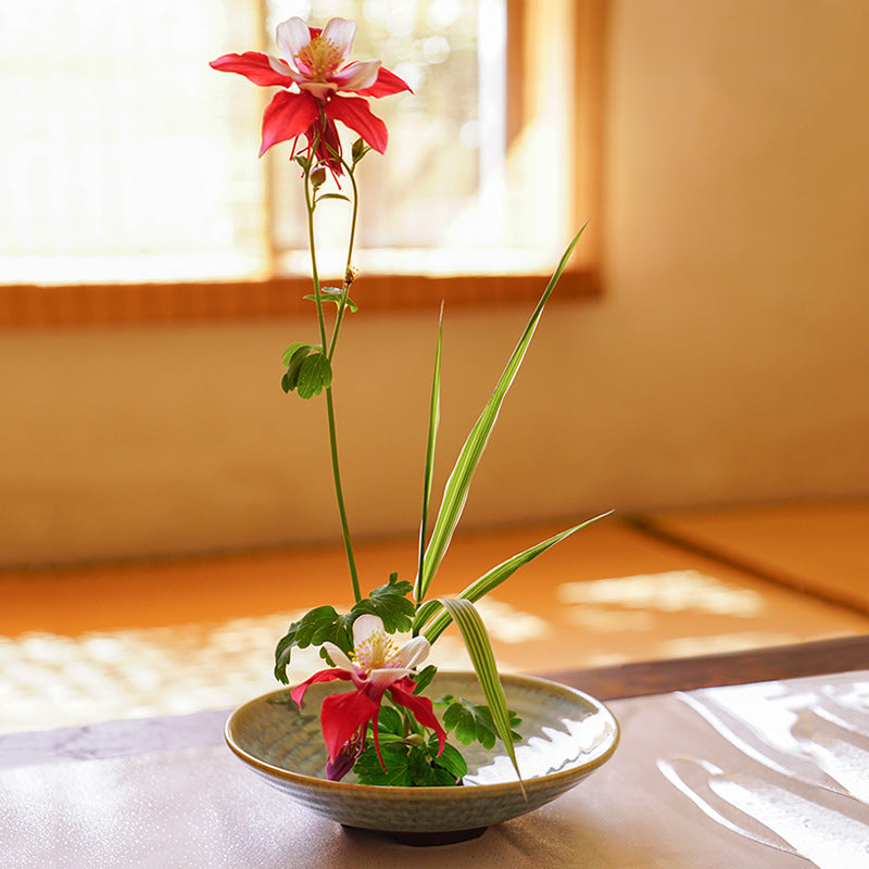 Gohobi Large Ikebana Three-legged Japanese Style Vase 008