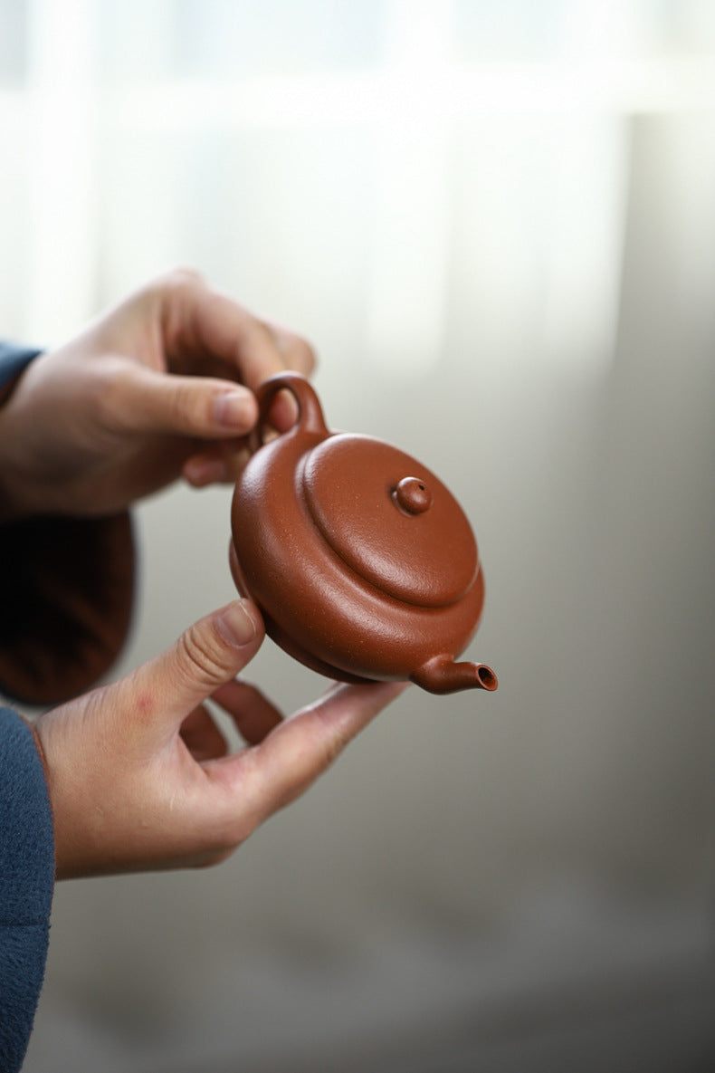 Gohobi Handmade Yixing Original Ore Jiangpo Sandy Purple Clay "Flat Lantern" Teapot – 150ml Thin-Walled Home Brewing Teapot with Built-in Filter
