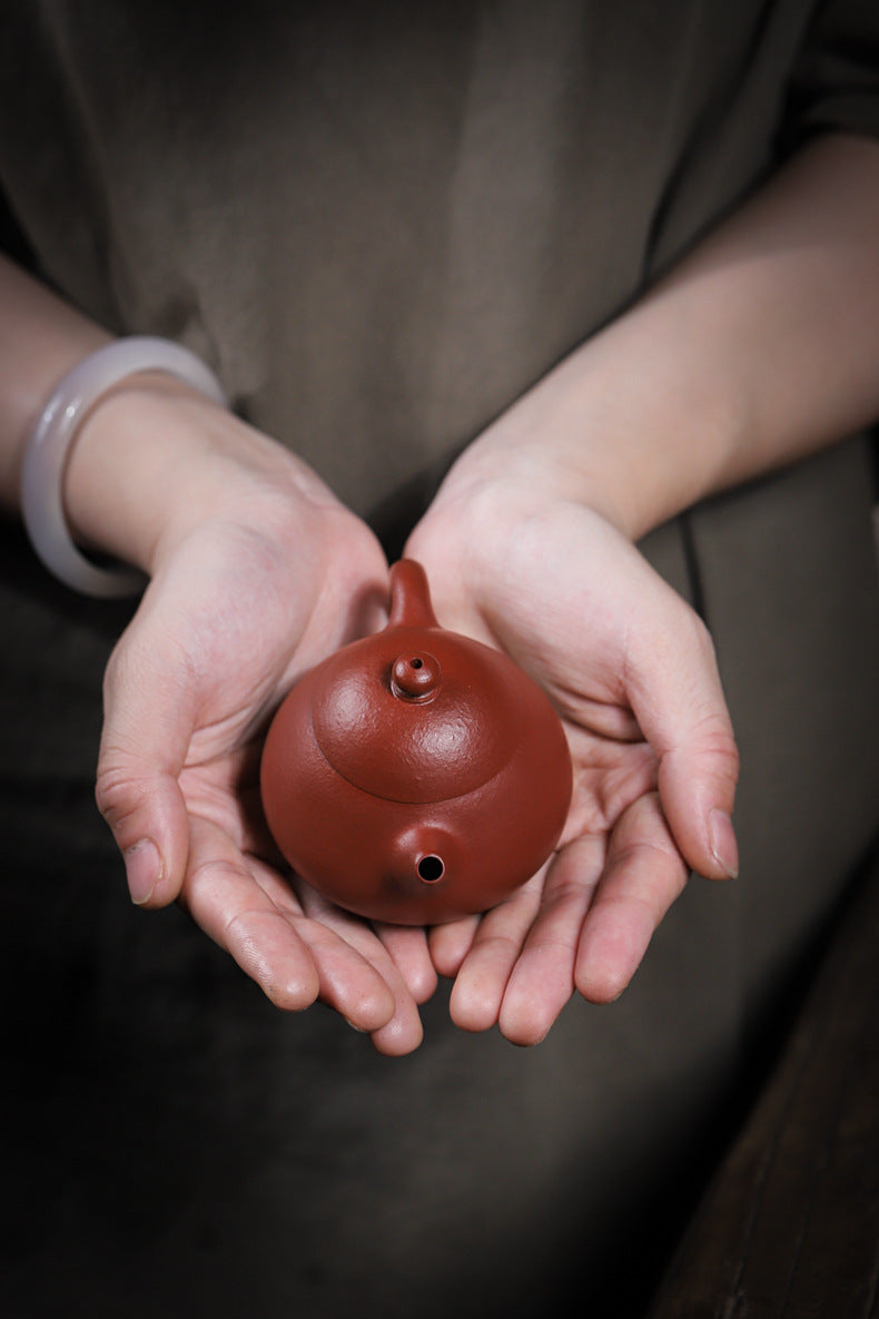 Gohobi Handmade Yixing Red Zisha Clay Teapot – 150ml Handmade Original Ore Raw Zhuni Clay Wen Dan Style Teapot with Built-in Filter, Small Gongfu Purple Clay Teaware