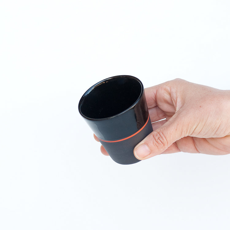 Sue Ure Masion Black porcelain Small beaker