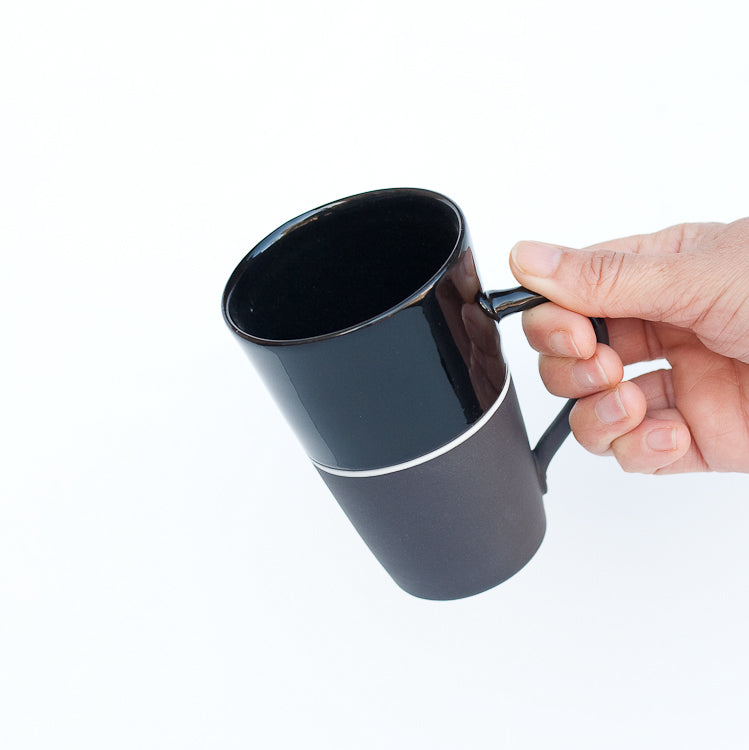Sue Ure Masion Black porcelain Tall mug