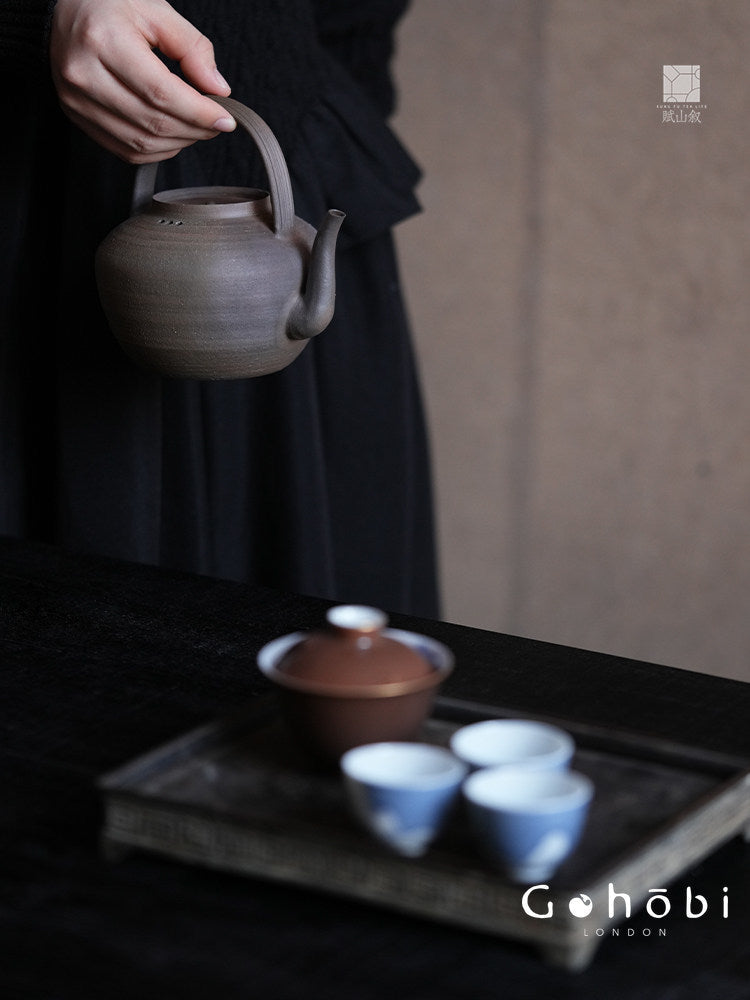 [賦山敘 x Gohobi] Gohobi Old Rock Clay Teapot with Lifting Beam – Chaoshan Gongfu Tea Kettle for Open Flame