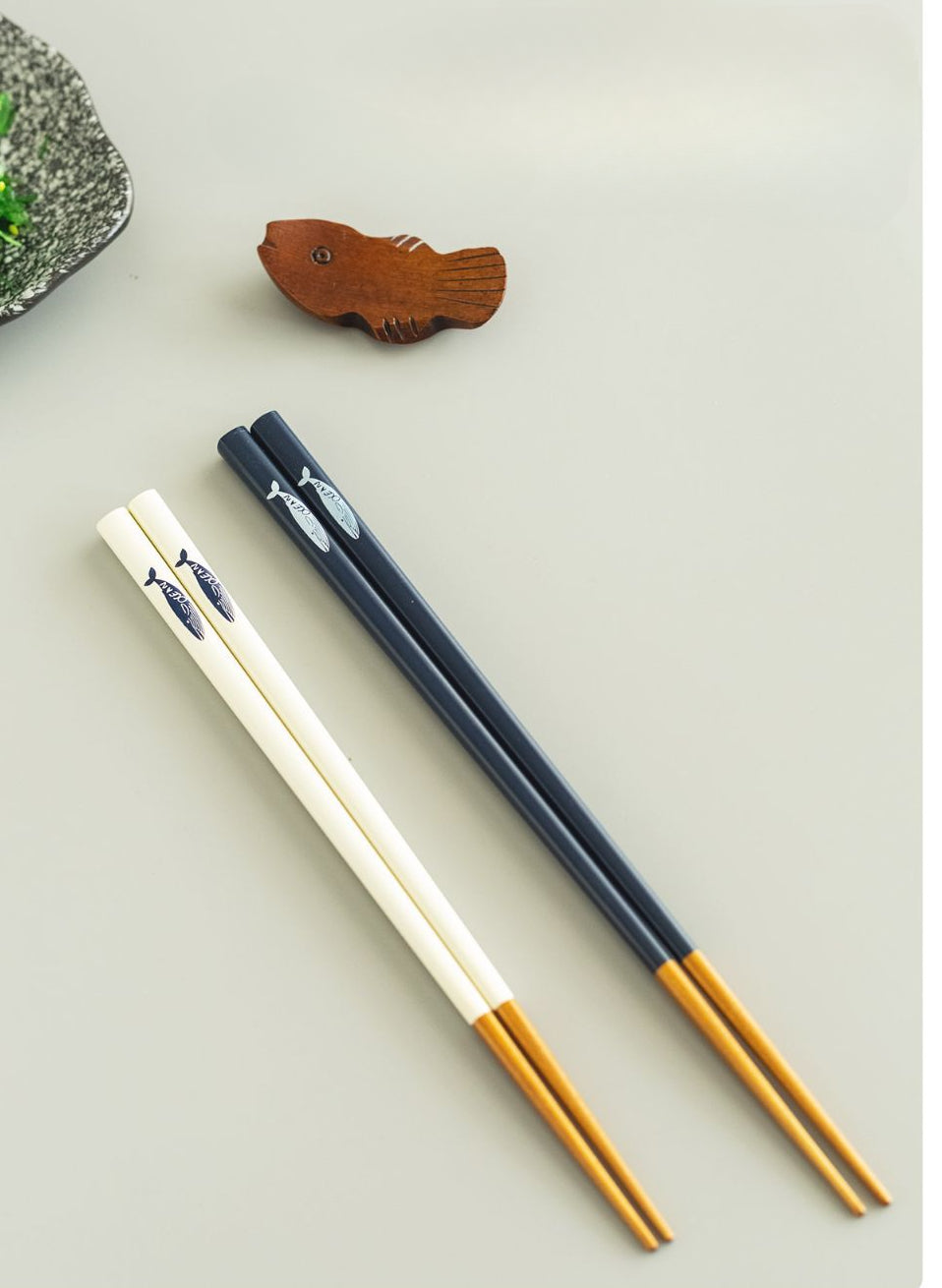 Gohobi SUNLIFE Japanese-Style Whale Wooden Chopsticks [Made In Japan]