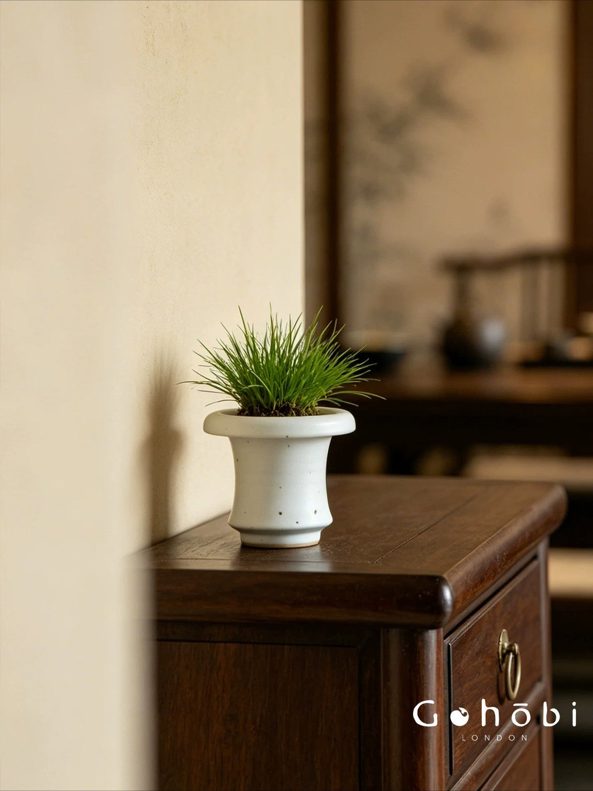 Gohobi Japanese Ikebana Mini Ceramic Vase – Jingdezhen Wabi-Sabi Desktop Flower Vase