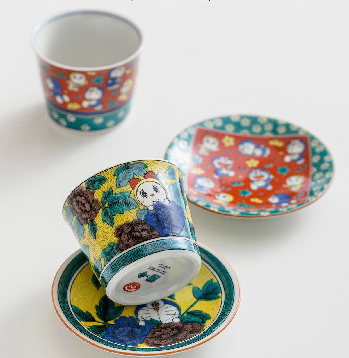 Gohobi Japanese Doraemon Tea Cup and Ceramic Plate Set [Made In Japan]