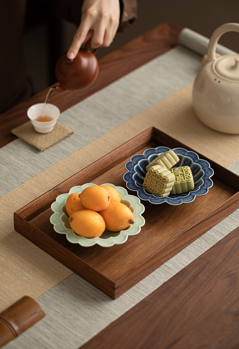 Gohobi Traditional Japanese Glazed Fruit Nuts Small Plate - Chrysanthemum 001