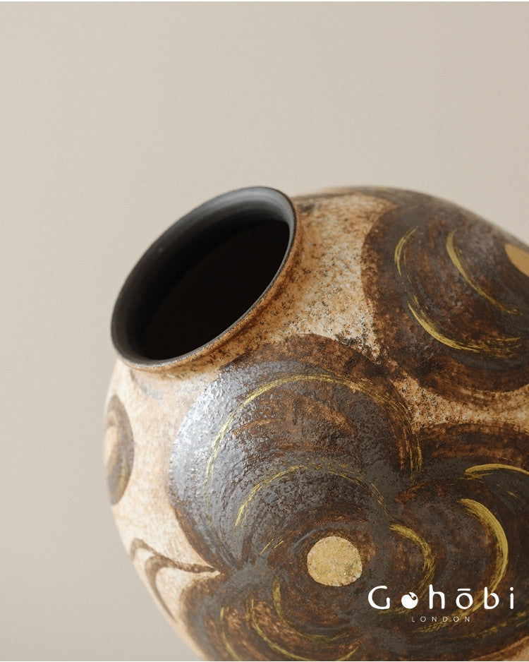 Gohobi Japanese Wabi-Sabi Hand-Painted Flower Vase – Handmade Sand Texture Ceramic Ornament
