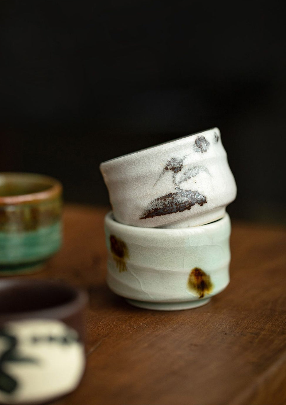 Gohobi Mino Yaki Evening Breeze Teacup Set - 5-Piece Simple Ceramic Cups with Wooden Box [Made In Japan]