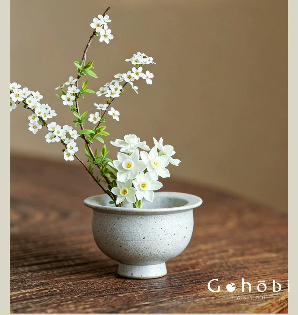 Gohobi Japanese Ikebana Mini Ceramic Vase – Jingdezhen Wabi-Sabi Hydroponic Plant Vessel